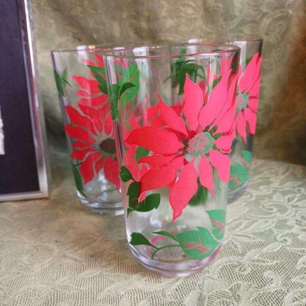 Hazel Atlas Vintage Poinsettia Holiday Glasses Set of 3